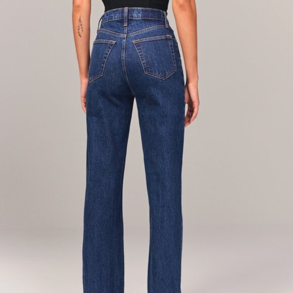 Abercrombie Ultra High Rise 90s Straight Jean 25/0S - Picture 2 of 7